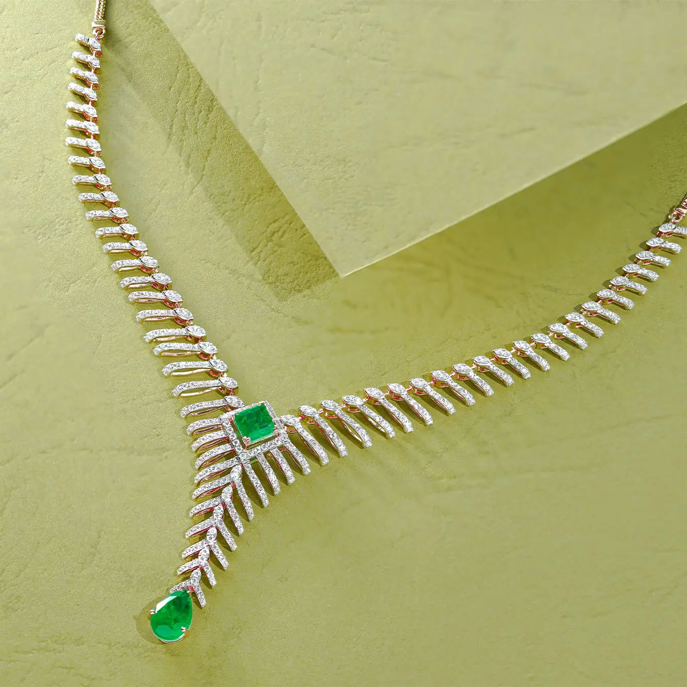 ESSENZA by Svaraa Jewels